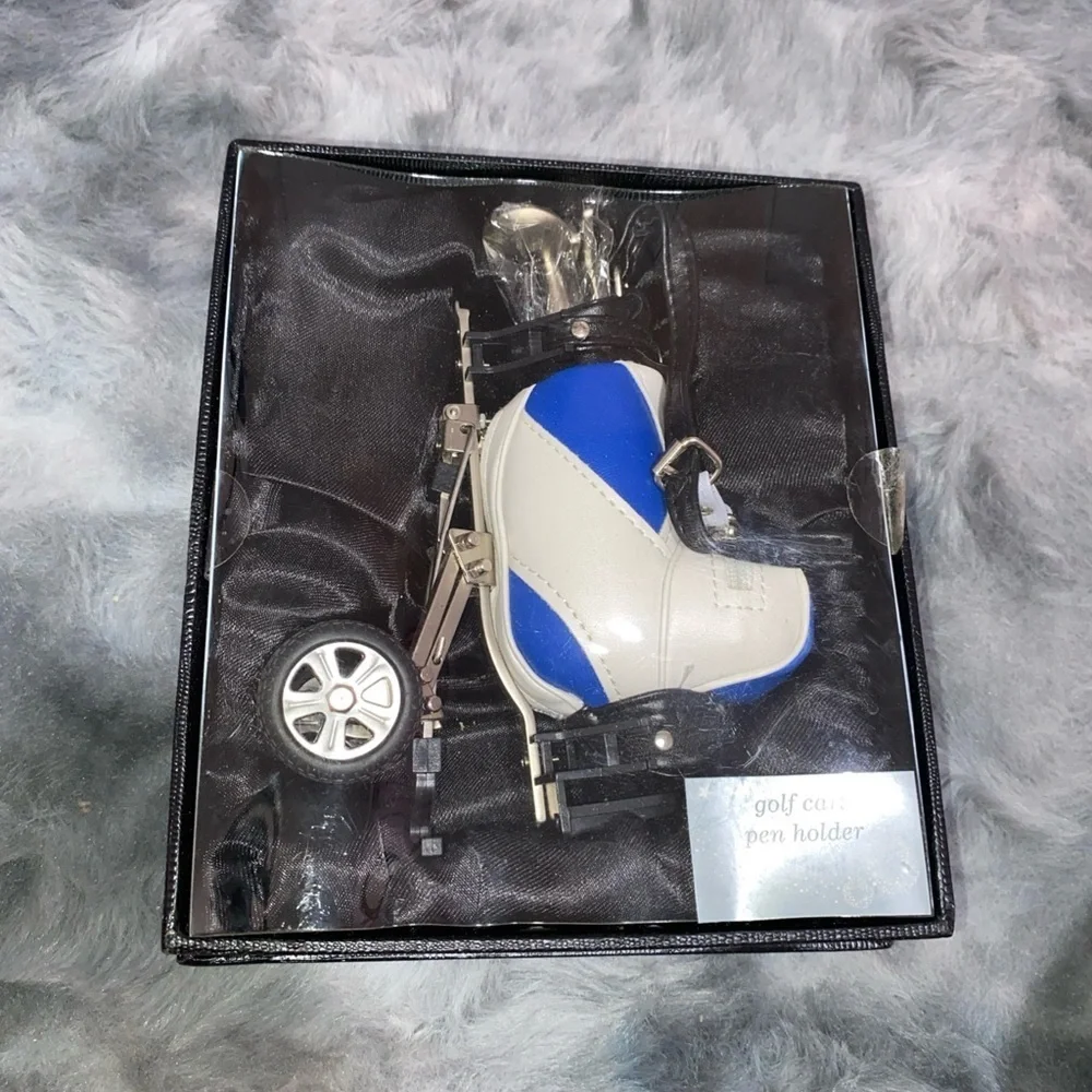unbraded stylish blue